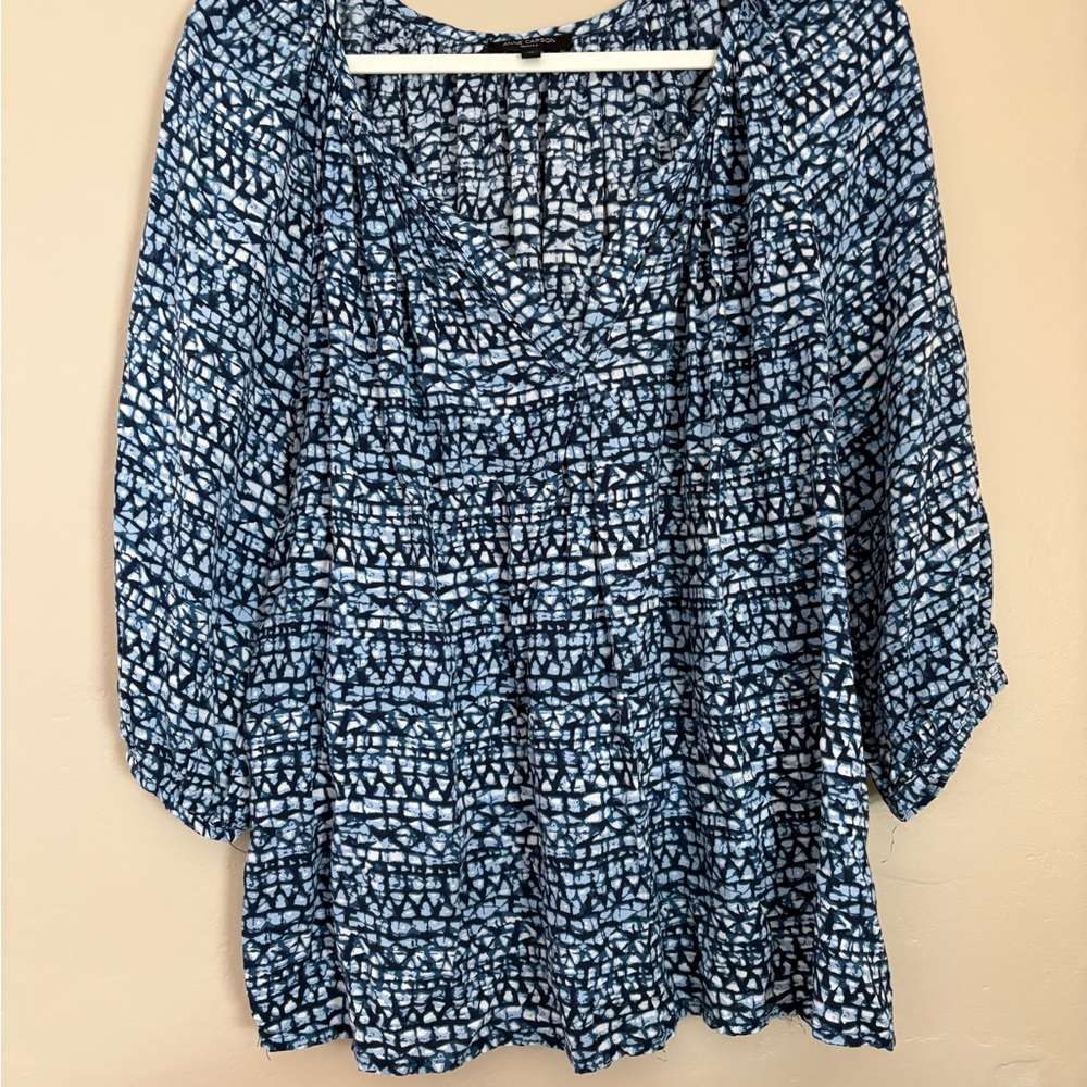 Anne Carson blouse. Lightweight. Peasant neckline. Size 1X.
